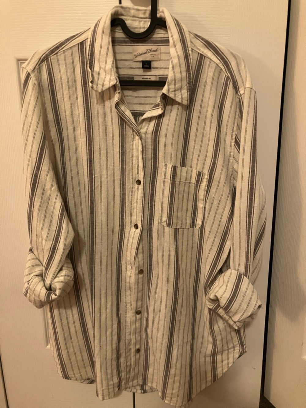 Universal Thread Women’s Oversized Cream and Gray Striped Button-Down Shirt